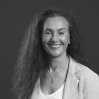 Stephanie Walbröhl