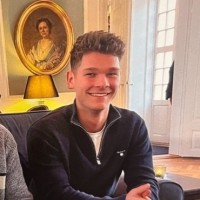 Elias Holst Øksnebjerg