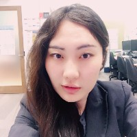 Lindsay Yan