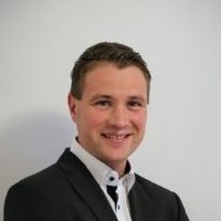 Dr. Kluth Oliver