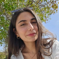 Nehir Akca