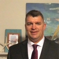 Travis Lewis
