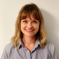 Rebecca Bruzek, Otr