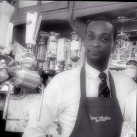 Roberto Hart