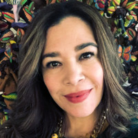 Rebeca Flores
