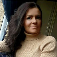Louise R