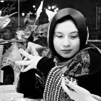 Ladan Hajianvari