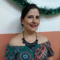Andréa dos Santos Correia