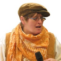 Isolde Stam
