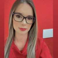 Natalia Tavares