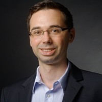 Dr. Roberto Liebscher