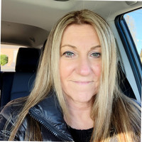 Donna Tomasek