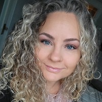 Robyn Dillon