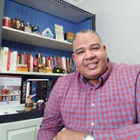 Julio C Heredia C