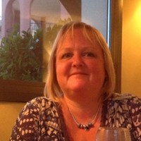 Lesley Robinson