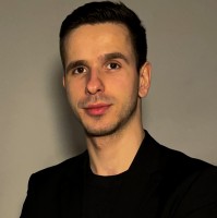 Piotr Wichrowski