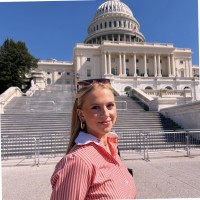 Julia Lamoreaux