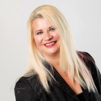 Denise Richard