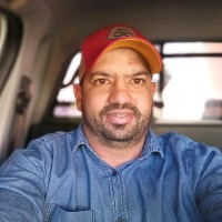 Leandro F Sales