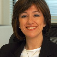 Lusi Adut