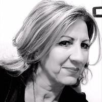 Lucia Folin