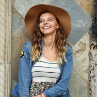 Sydney Howes