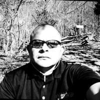 Ernesto Flores