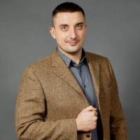 Дима Окулик