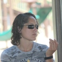Eydee Mariscal (Hinger)