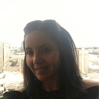 Lara Farrell
