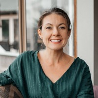 Sarah-Jane Laing