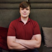 Денис Шрамков