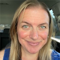 Dana Vaughn
