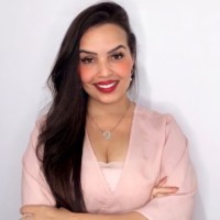 Cíntia Vasconcelos