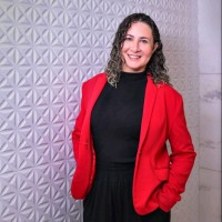 Andrea Almeida