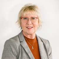 Maria L Kay