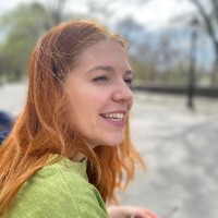 Eva Oer