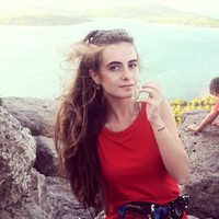 Elif BAUER