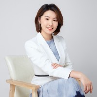 Emily Zhou