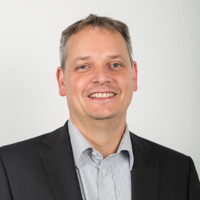 Simon König