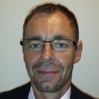 Vlastimil Pechlát