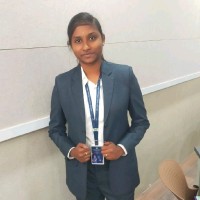 Kaviya R