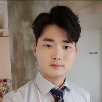 Jonghyeon Lee