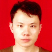李成龙