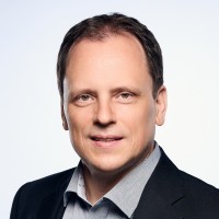 Dr. Georg Droschl