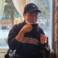 김규동