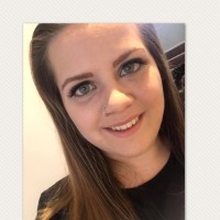 Nicole Louthain
