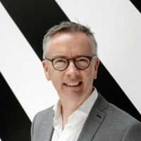 Robert McNally