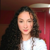 Beatriz Moreira Canquerini