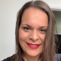Sara Worthing, Cg